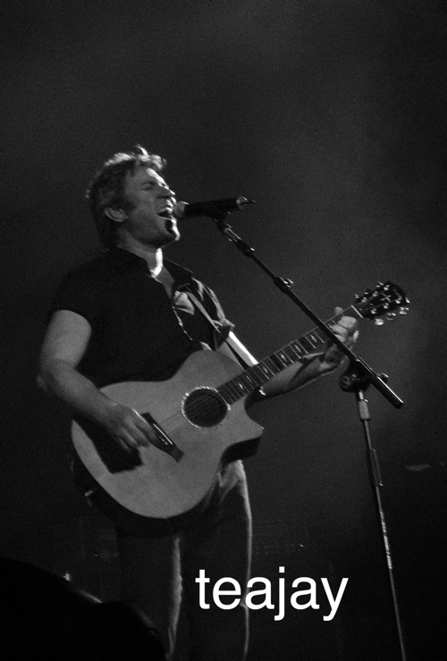 webcdfaxsiguitar2BW